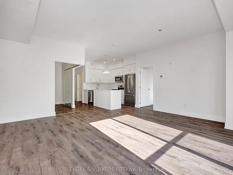 280 Crichton St #108 — Photo 11