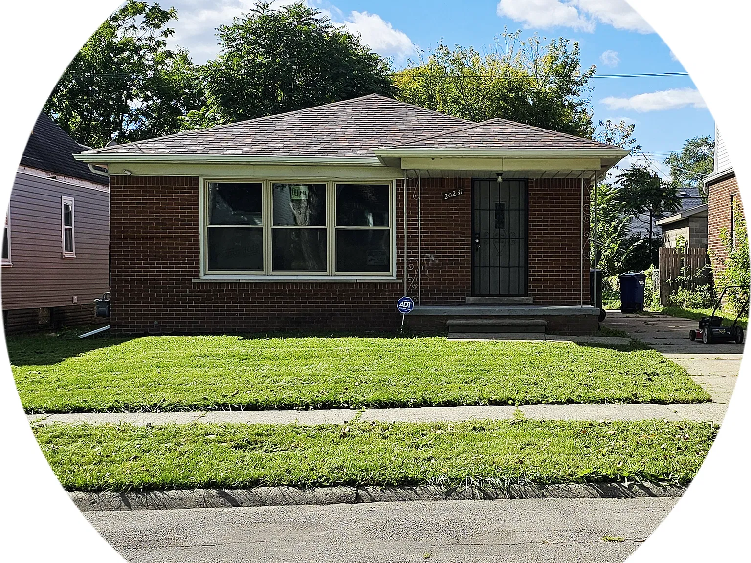 3 bed, 1376 sqft, $1,300 — Photo 1