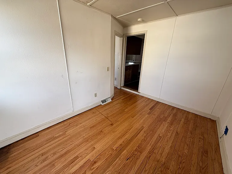 1812 Madison St #2 — Photo 4