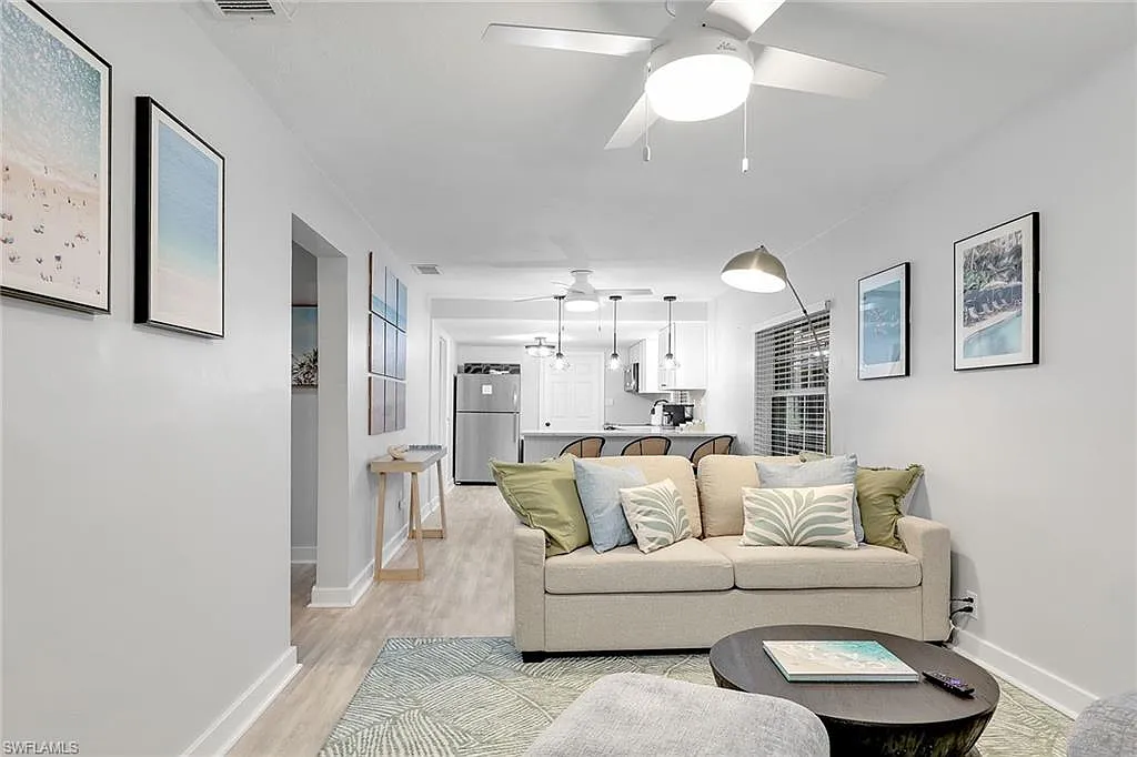 2 bed, 801 sqft, $2,700 — Photo 2