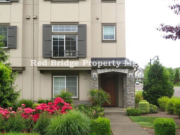 2nd image of 28500 SW Villebois Dr N