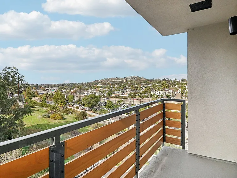 40rty on Colony — Photo 23