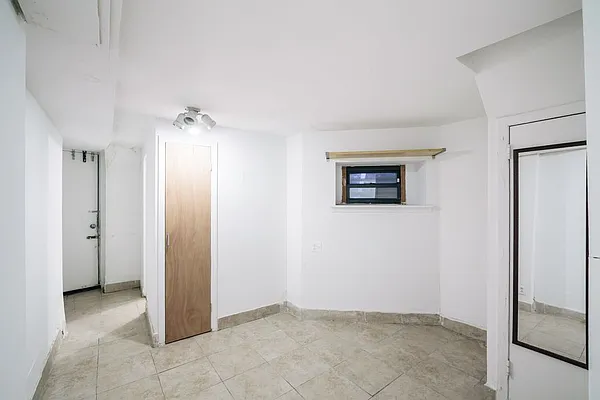 Rented by Sky Management | media 25