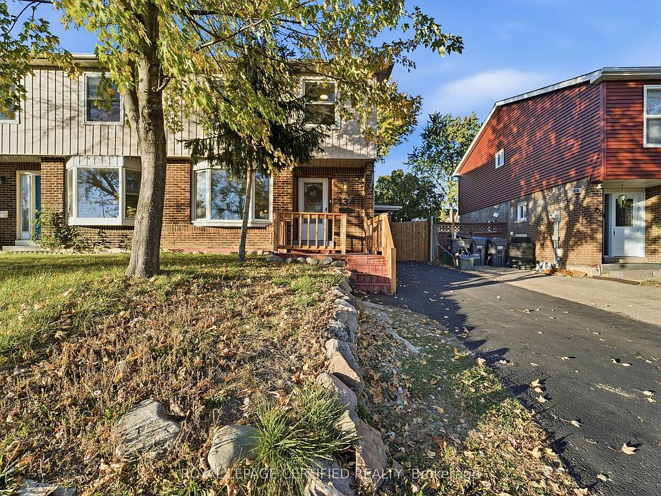 1st image of 134 Hansen Rd N
