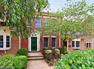 254 Gretna Green Ct, Alexandria, VA 22304