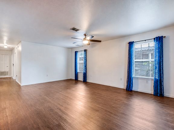 2nd image of 2727 Choice St