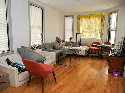 15 Maywood St #2 Photo 1
