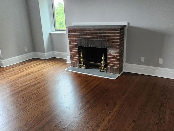 2nd image of 14 N Broadway #745