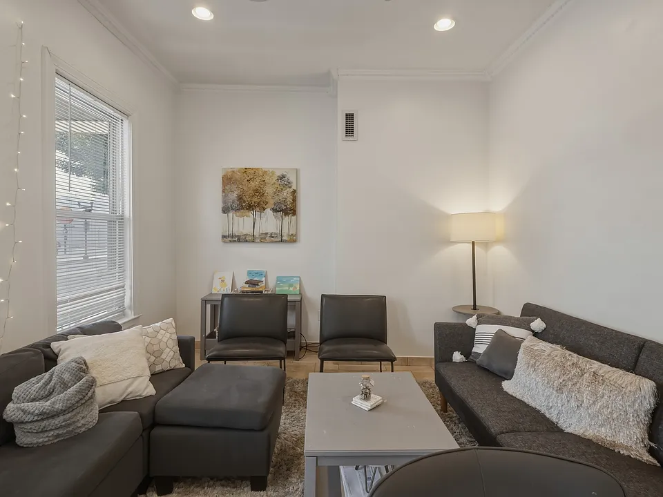 573 Somerville Ave #B