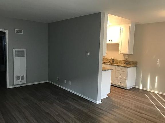 2nd image of 4427 Murietta Ave APT 24