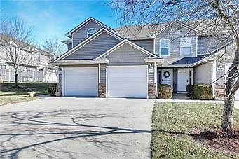 2 bed, 2.5 bath, 1358 sqft, $2,100 — Photo 1