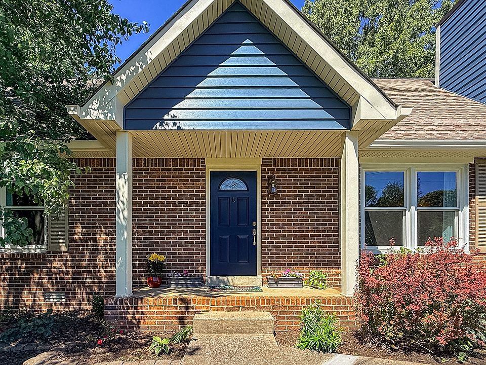 1st image of 2242 Sweetbriar Dr