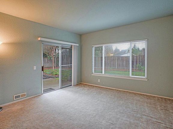 5th image of 15170 Venetian Way