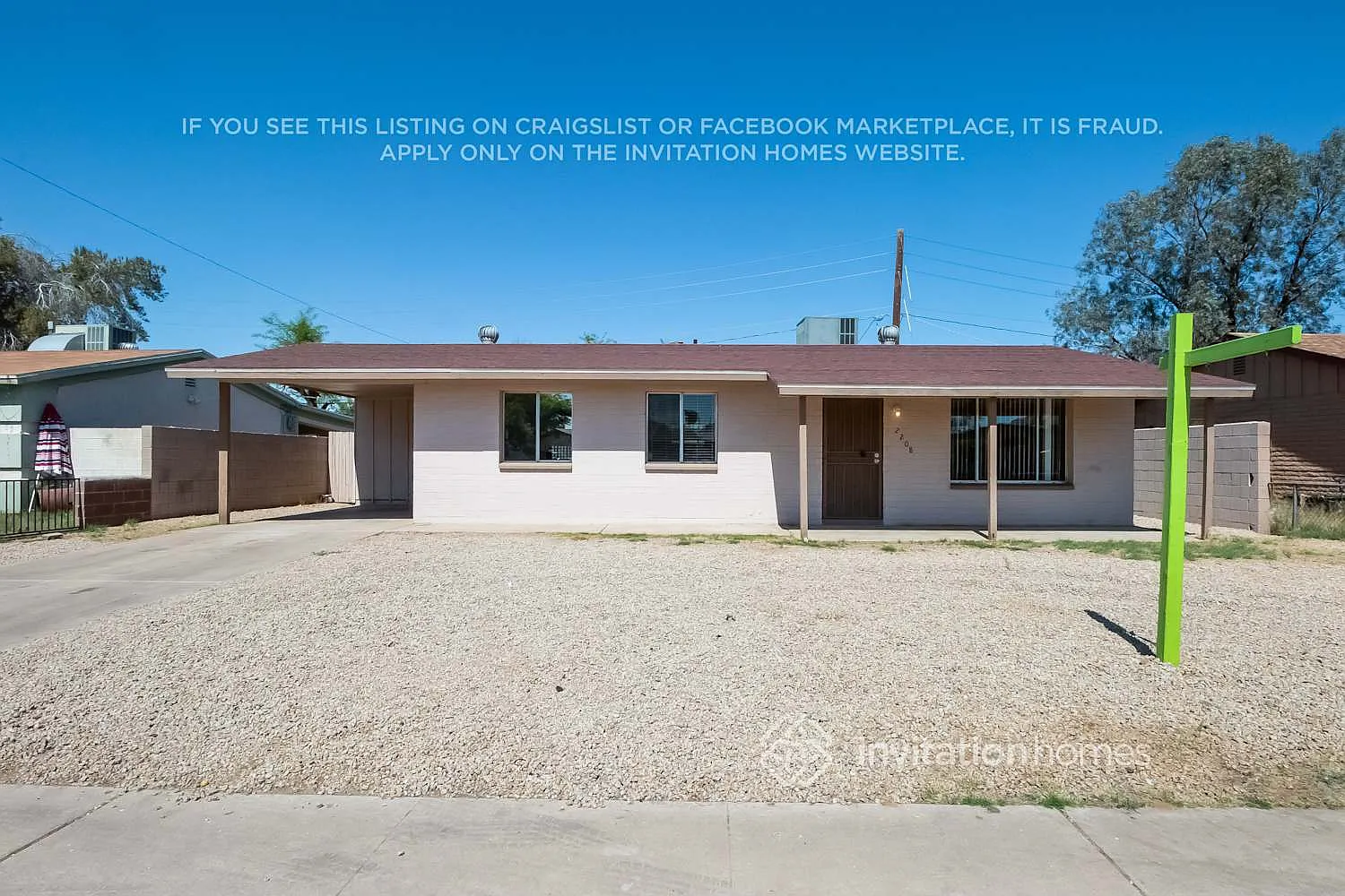 2208 N 48th Dr Phoenix, AZ 85035 — Photo 2