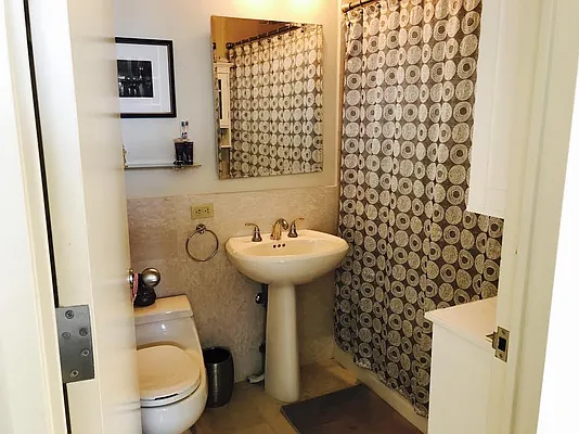 Rented by New York City Property and Residence Management, LLC | media 27