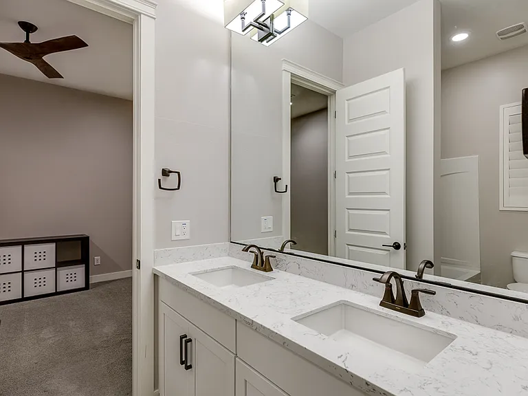 9216 W White Feather Ln — Photo 11
