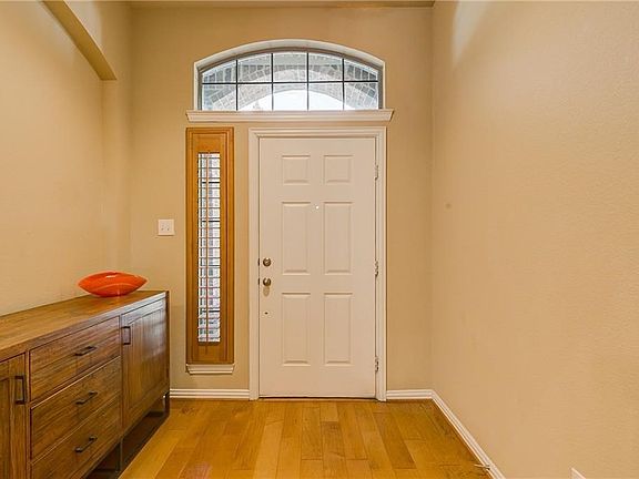 3rd image of 8728 Iron Horse Dr