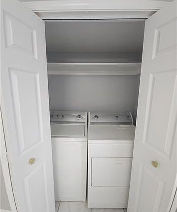 3rd image of 5859 W Deer Park Blvd