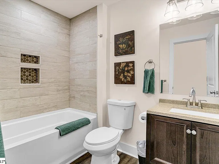 141 Baileyview St — Photo 15