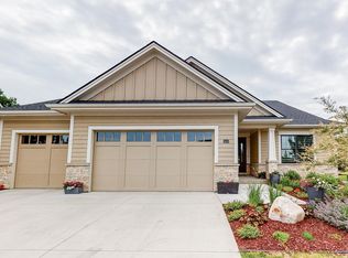 1074 Fox Hill Ln SW, Rochester, MN 55902