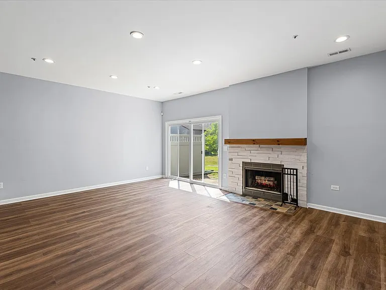 1314 Chanticleer Cherry — Photo 25