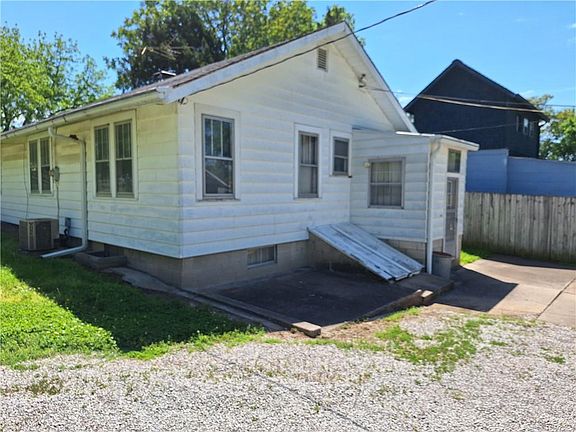 4th image of 210 N Glenwood Ave