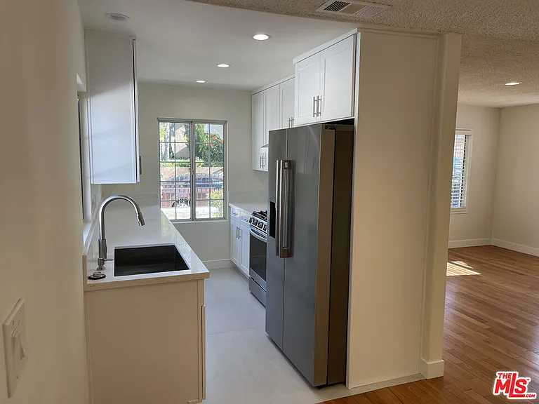 10631 Tinker Ave — Photo 20