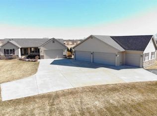 6350 Blomberg Rd, Cherry Valley, IL 61016