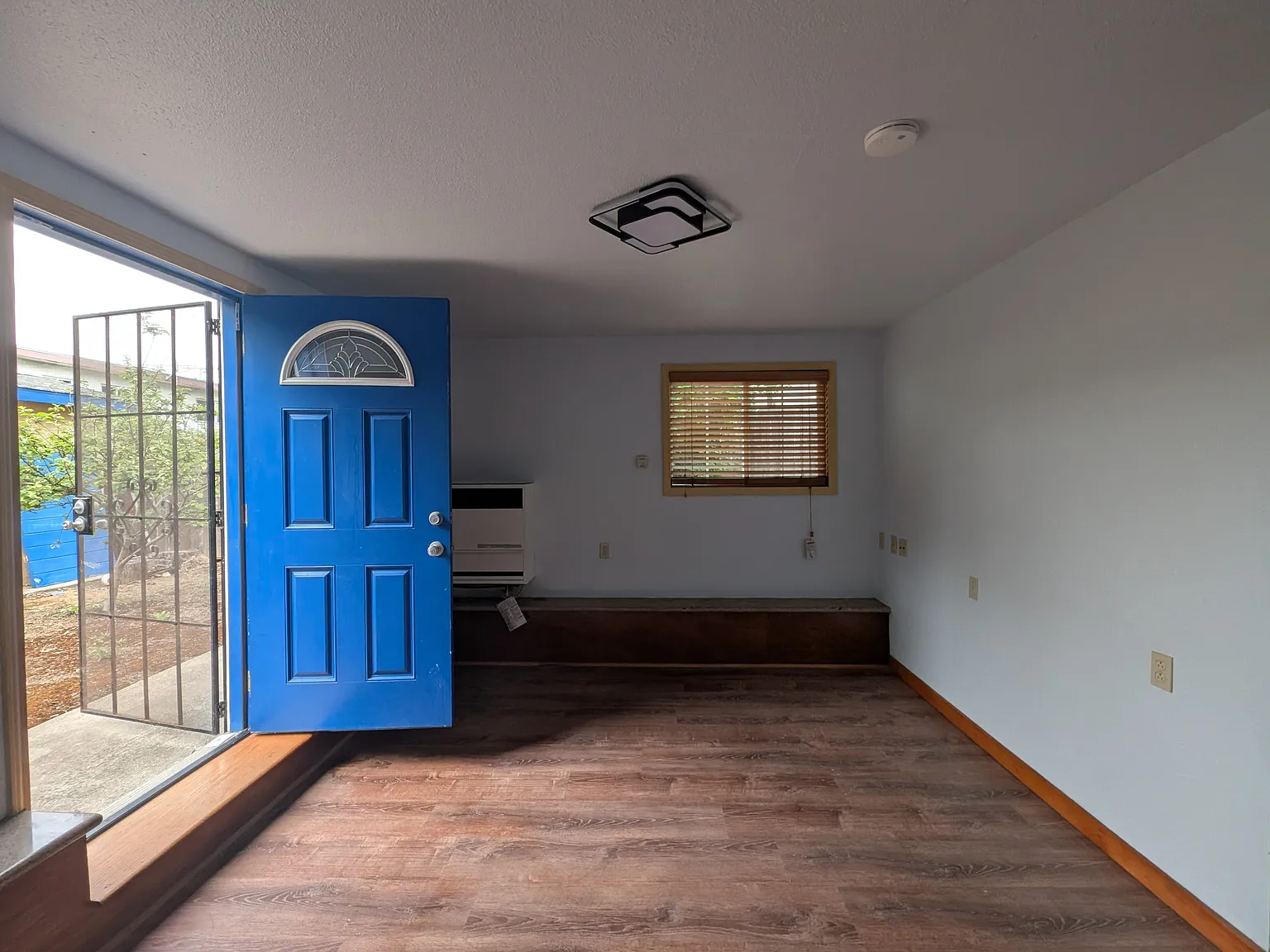 2 bed, 1275 sqft, $2,500 — Photo 3