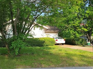 25 Southern Dr, Batesville, AR 72501