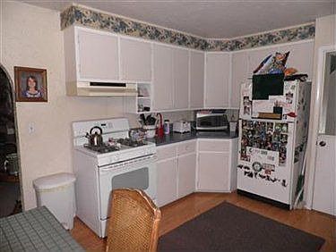 4th image of 125 Heights Ave