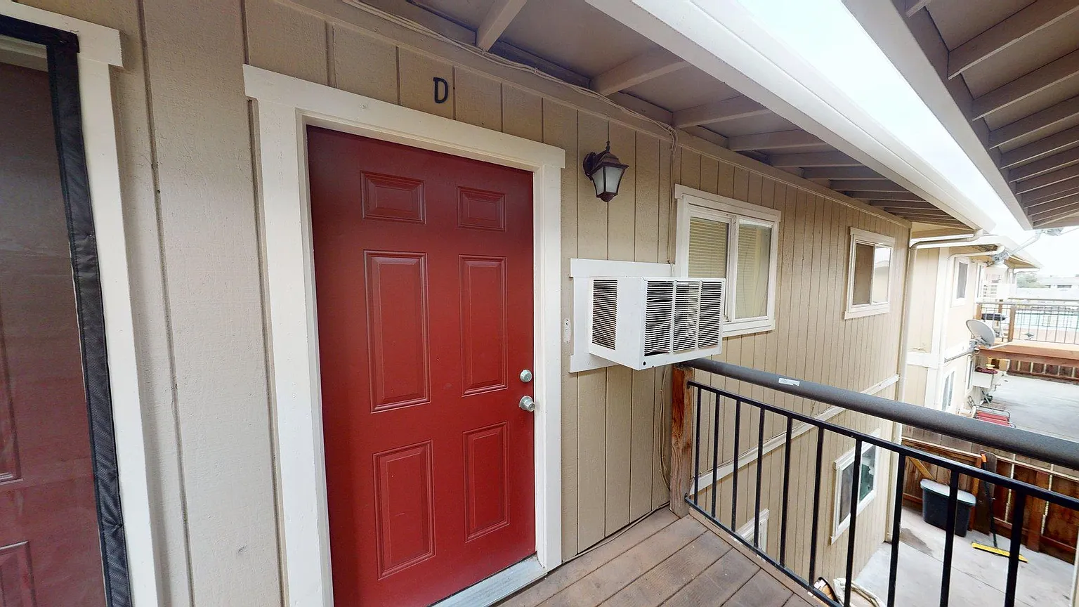 4121 Anna Ave APT D photo 1