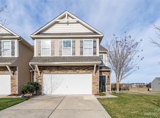 925 Summerlake Dr, Fort Mill, SC 29715
