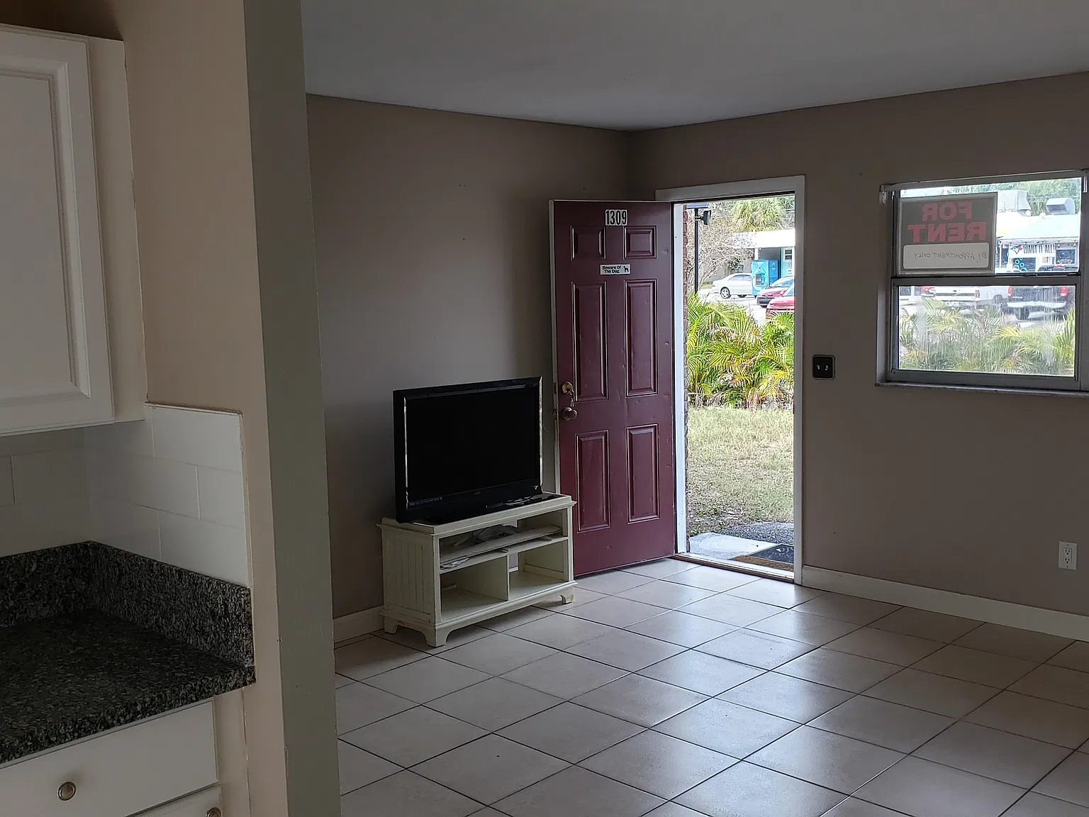 1309 Union St — Photo 2