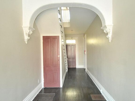 3rd image of 749 Mount Hope Ave APT 1