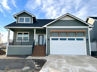 388 Randy St, Ashland, OR 97520