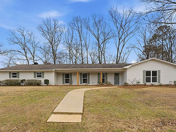 2nd image of 11 Terrapin Hill Rd S