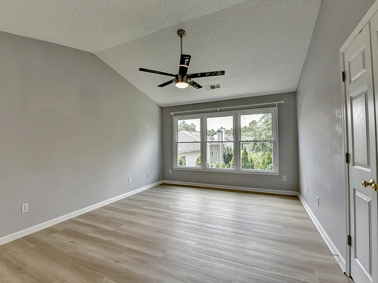 6125 Pattingham Dr — Photo 19