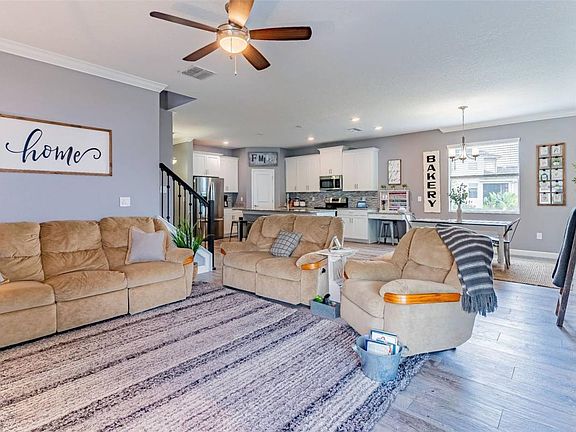 2nd image of 9868 Pecan Hickory Way