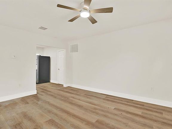 5th image of 5543 Gulf Dr