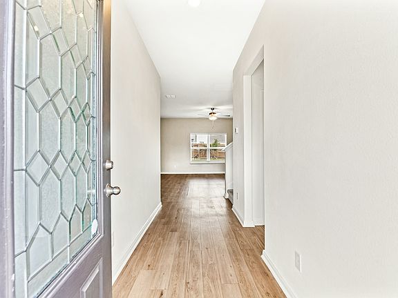 4th image of 2930 Forsyth Cyn