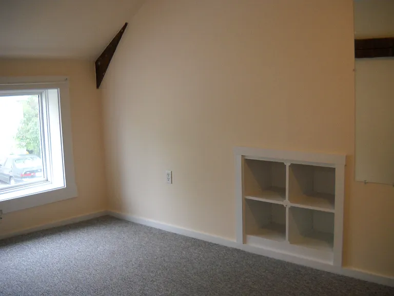 226 High St #4 — Photo 3