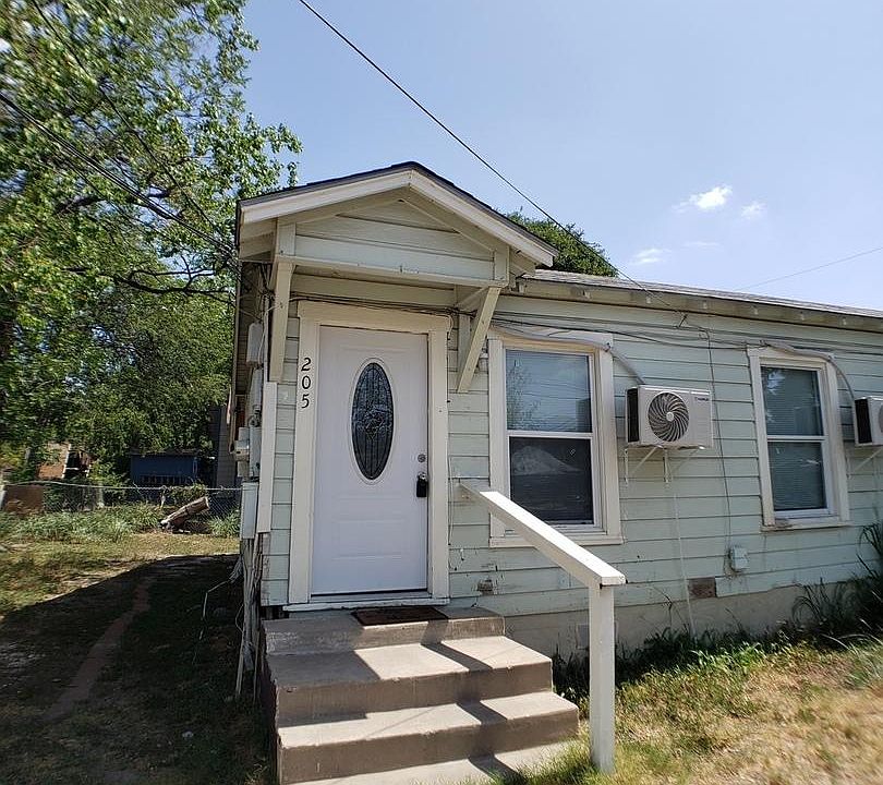 1st image of 205 E Lambert St