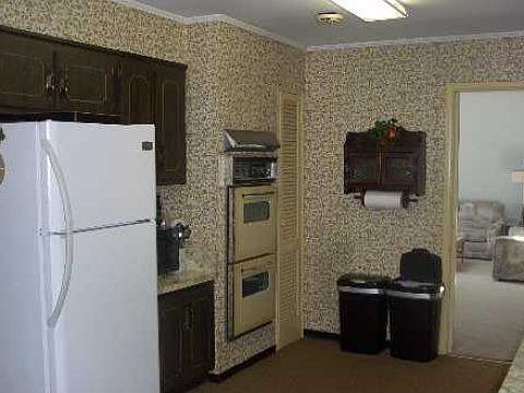 5th image of 39 Birchwood Park Dr