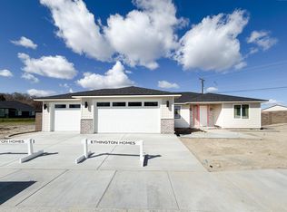 2720 S Beech St, Kennewick, WA