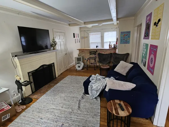 52 Greycliff Rd, Brighton, MA 02135