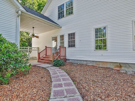 3rd image of 4918 Brant Hill Ln