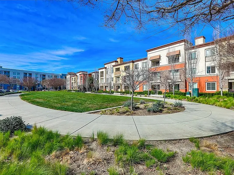 5933 Sunstone Dr #414 — Photo 94