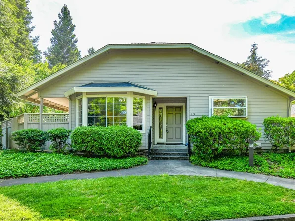 115 VALLEY CLUB Drive, Napa, CA 94558