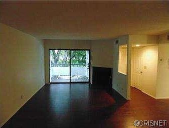 2nd image of 21620 Burbank Blvd Unit 6